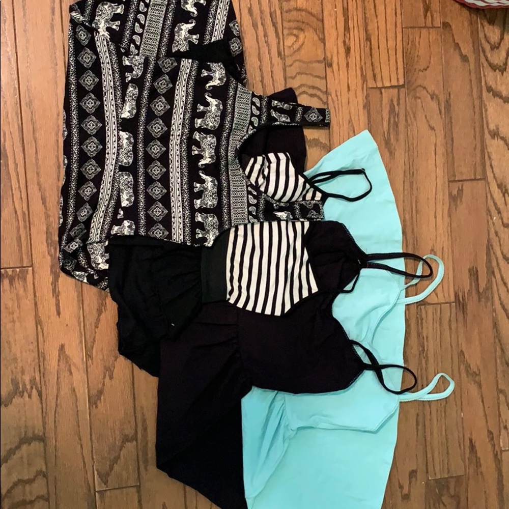 4 brand new, never before worn Forever 21 dresses!